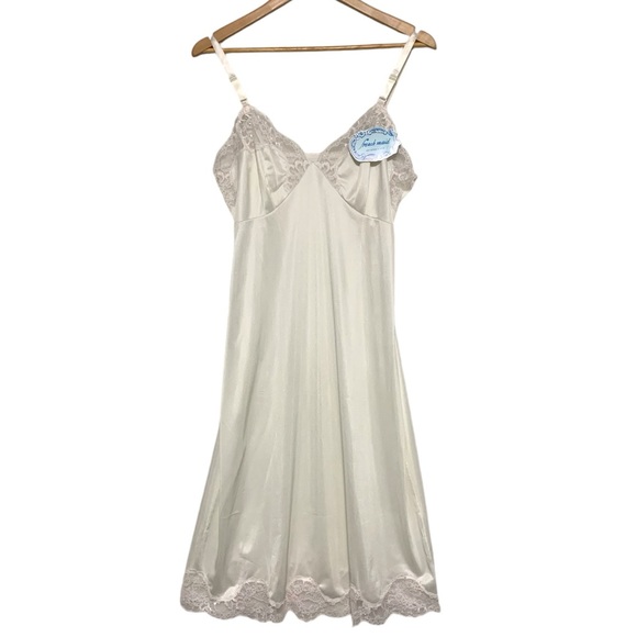 NWT Vintage French Maid Full Length Slip in Ivory & Pale Pink | Size 36 - Picture 2 of 12